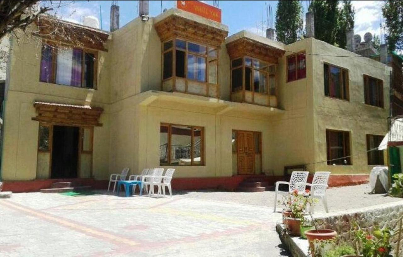 ليه Hotel The White Yak المظهر الخارجي الصورة